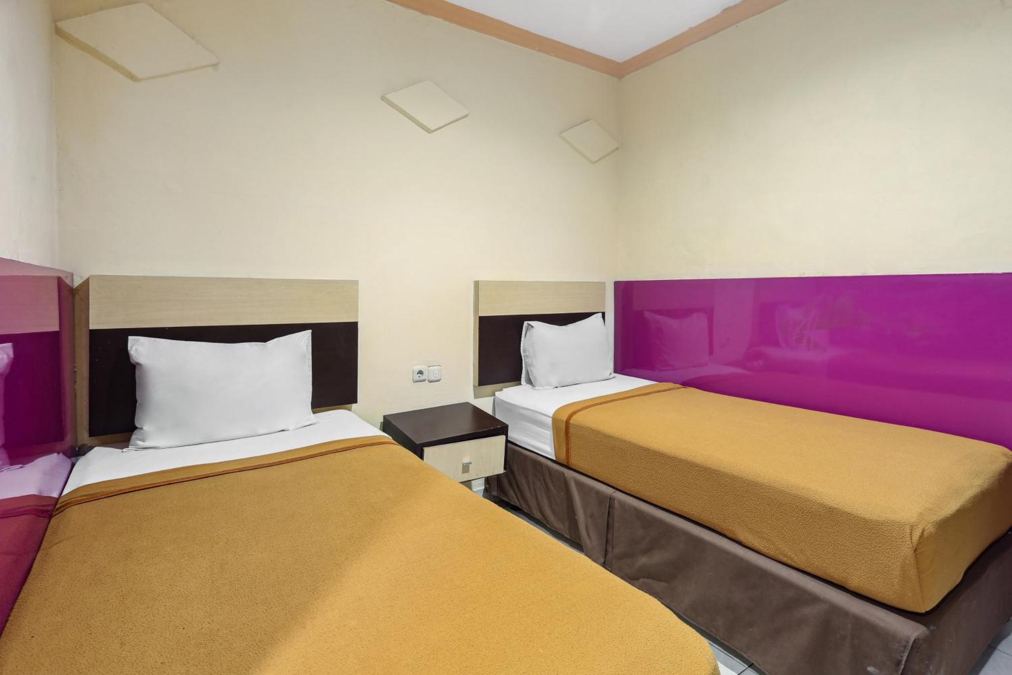 Collection O 93163 Hotel Grand Kartika Parepare エクステリア 写真